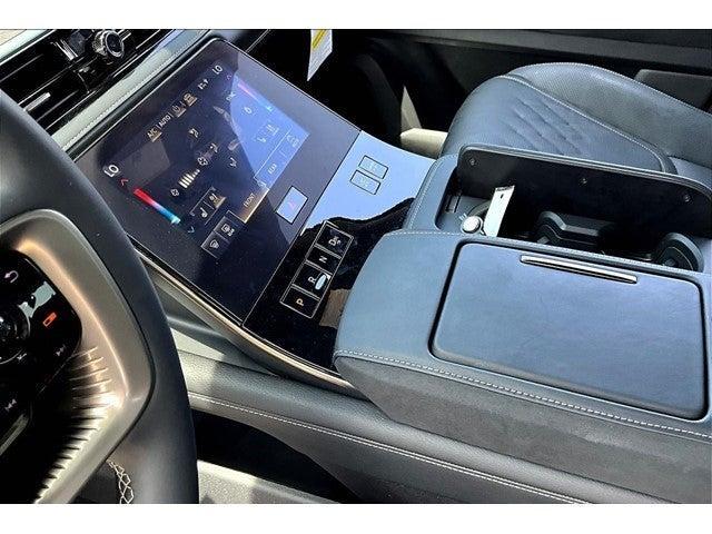 2025 INFINITI QX80 Vehicle Photo in Grapevine, TX 76051