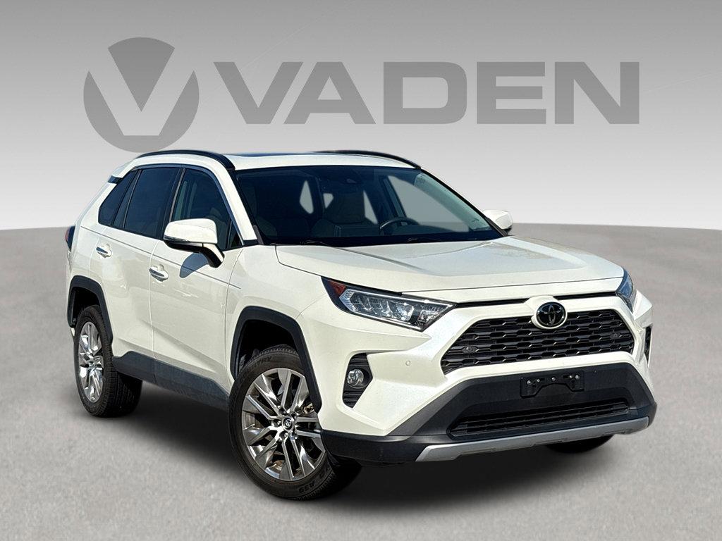 2019 Toyota RAV4 Vehicle Photo in POOLER, GA 31322-3252