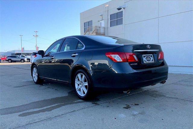 2009 Lexus ES 350 Vehicle Photo in TOPEKA, KS 66609-0000