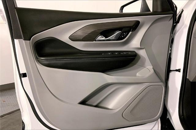 2024 GMC Terrain Vehicle Photo in Lees Summit, MO 64086