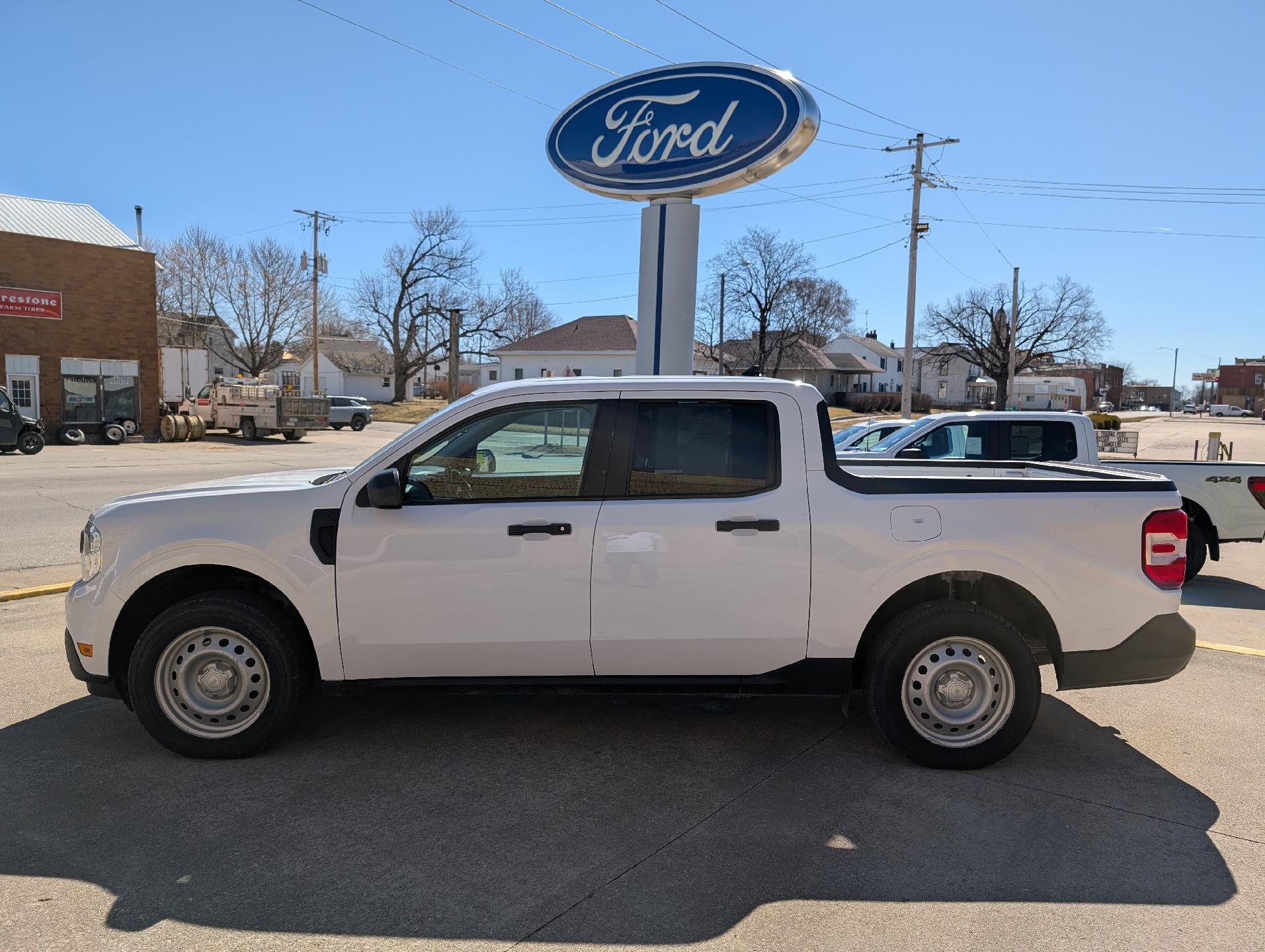 2022 Ford Maverick XL SuperCrew AWD