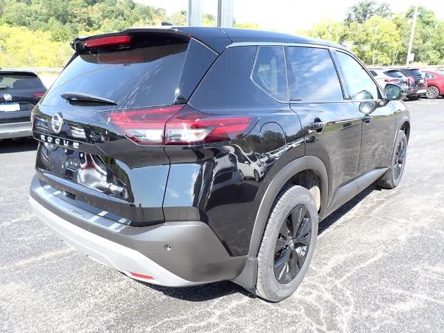 2021 Nissan Rogue Vehicle Photo in ZELIENOPLE, PA 16063-2910