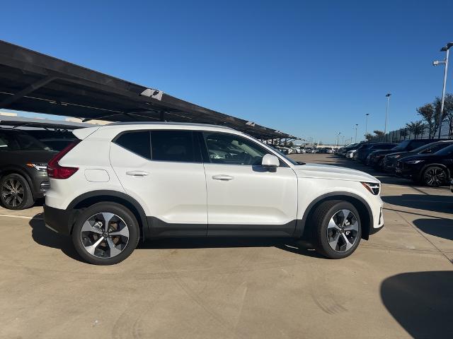 2025 Volvo XC40 Vehicle Photo in Grapevine, TX 76051