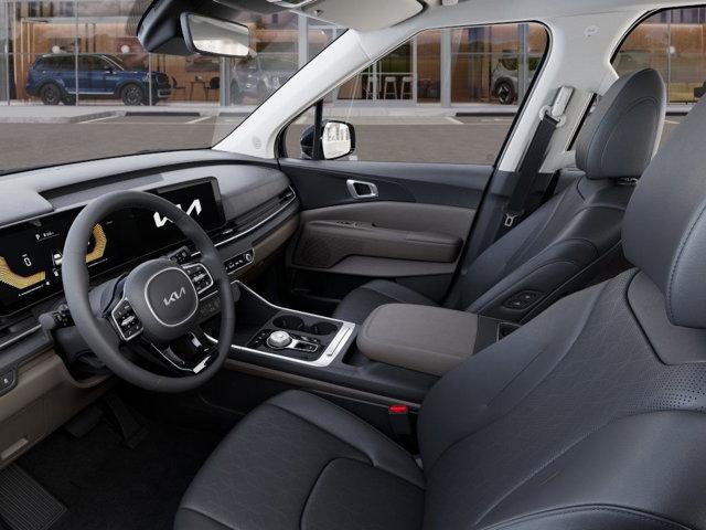 2025 Kia Carnival Hybrid Vehicle Photo in Westbrook, ME 04092