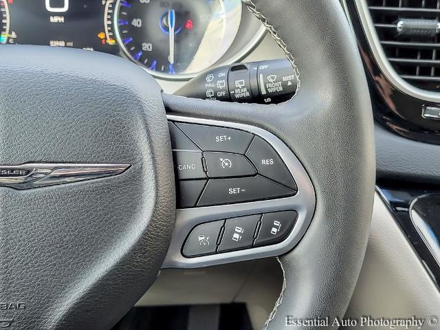 2022 Chrysler Pacifica Vehicle Photo in OAK LAWN, IL 60453-2517