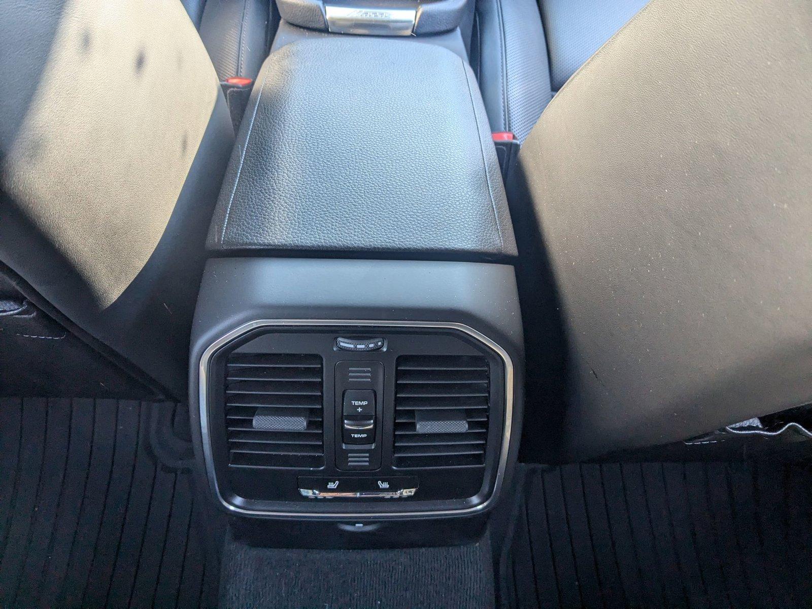 2024 Porsche Macan Vehicle Photo in Towson, MD 21204