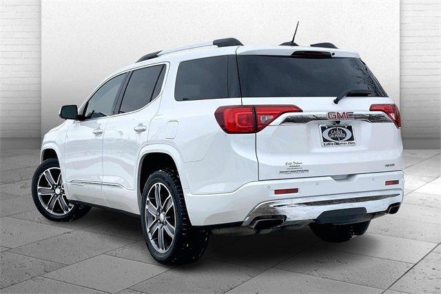 2017 GMC Acadia Vehicle Photo in KANSAS CITY, MO 64114-4502
