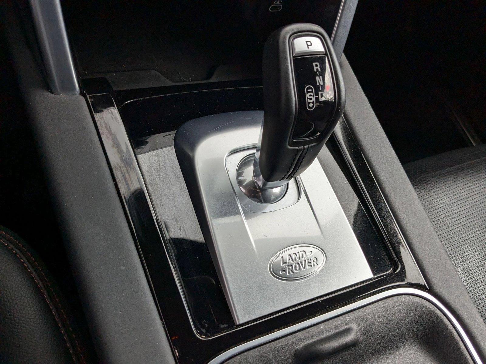 2023 Land Rover Discovery Sport Vehicle Photo in Miami, FL 33015