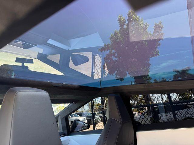 2024 Tesla Cybertruck Vehicle Photo in DELRAY BEACH, FL 33483-3294