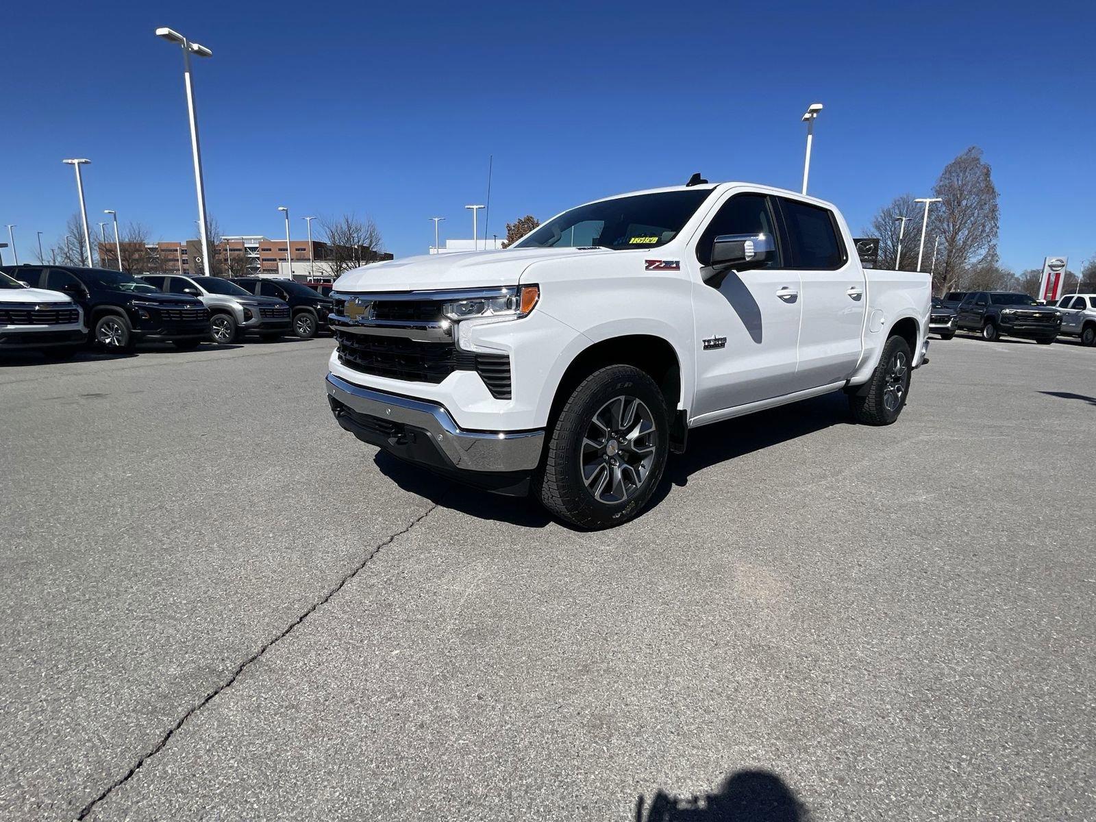 2025 Chevrolet Silverado 1500 Vehicle Photo in BENTONVILLE, AR 72712-4322