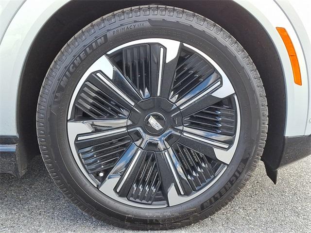 2025 Cadillac ESCALADE IQ Vehicle Photo in ALLENTOWN, PA 18103-7399