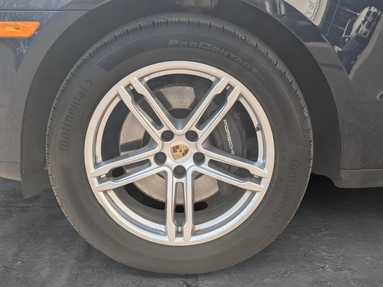 2022 Porsche Macan Vehicle Photo in Towson, MD 21204