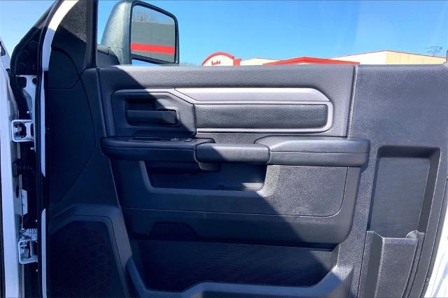 2024 Ram 5500 Chassis Cab Vehicle Photo in Kansas City, MO 64114