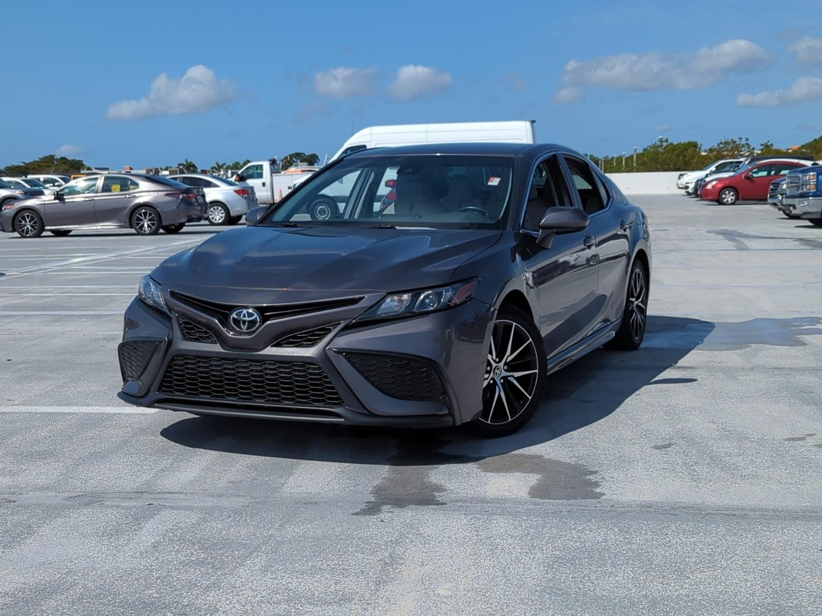 2021 Toyota Camry Vehicle Photo in Ft. Myers, FL 33907