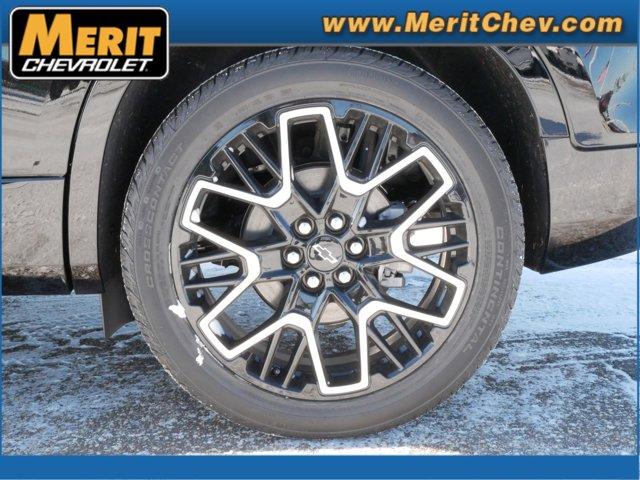 2025 Chevrolet Blazer Vehicle Photo in MAPLEWOOD, MN 55119-4794