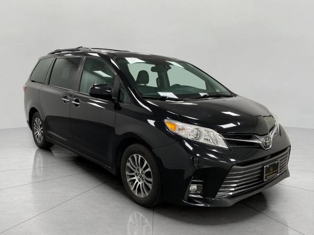 2019 Toyota Sienna Vehicle Photo in Appleton, WI 54913