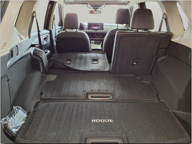 2025 Nissan Rogue Vehicle Photo in Oshkosh, WI 54904
