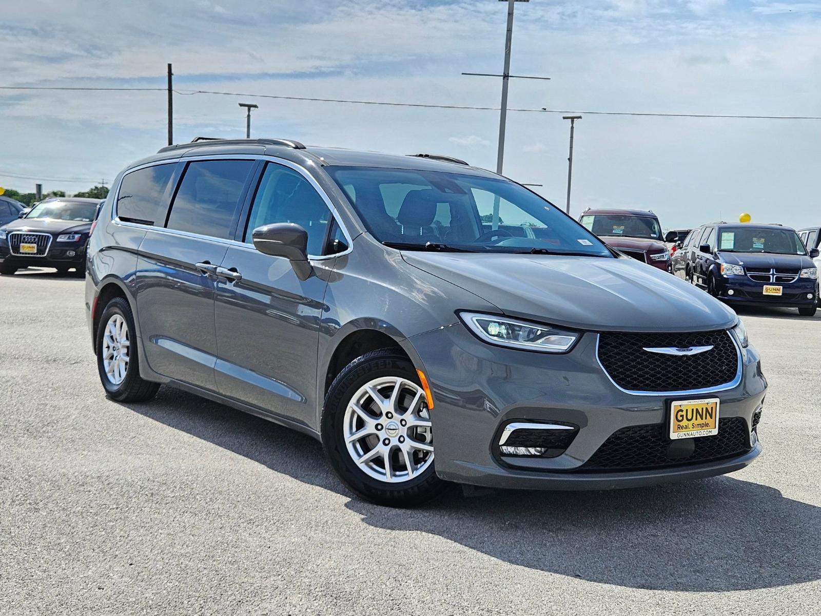 2022 Chrysler Pacifica Vehicle Photo in Seguin, TX 78155