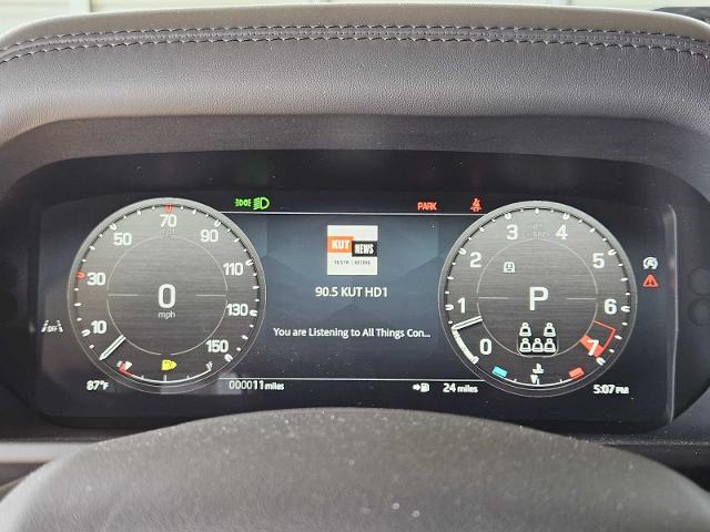2025 Defender Vehicle Photo in AUSTIN, TX 78717