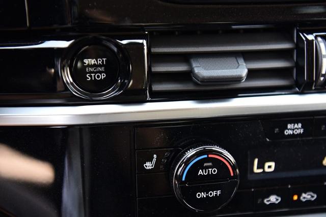2025 Nissan Pathfinder Vehicle Photo in Ballwin, MO 63011