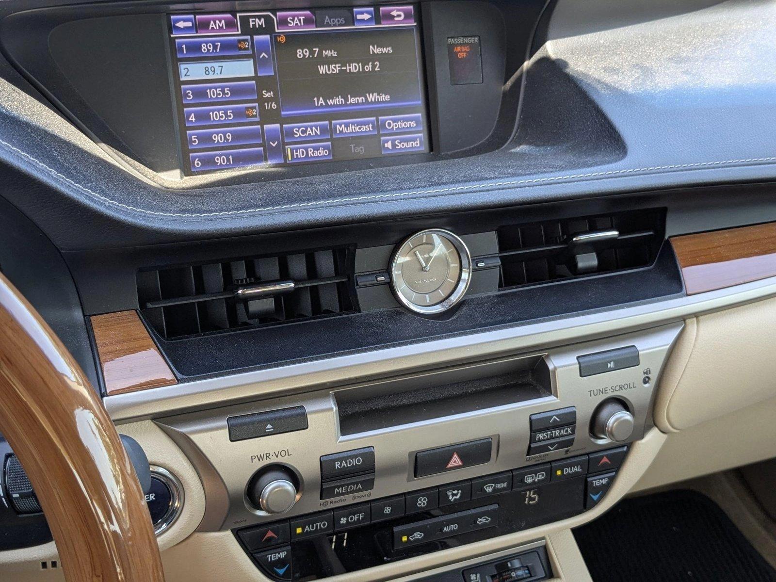2013 Lexus ES 300h Vehicle Photo in Clearwater, FL 33761