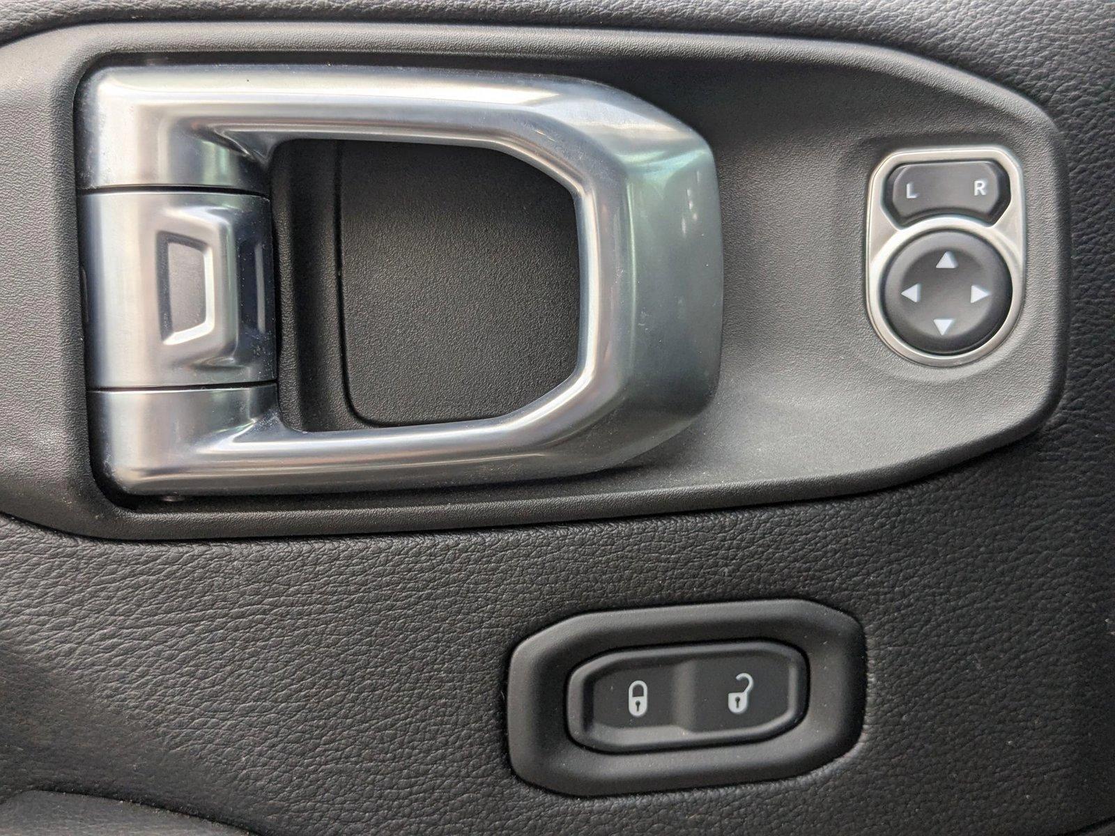 2021 Jeep Wrangler Vehicle Photo in St. Petersburg, FL 33713