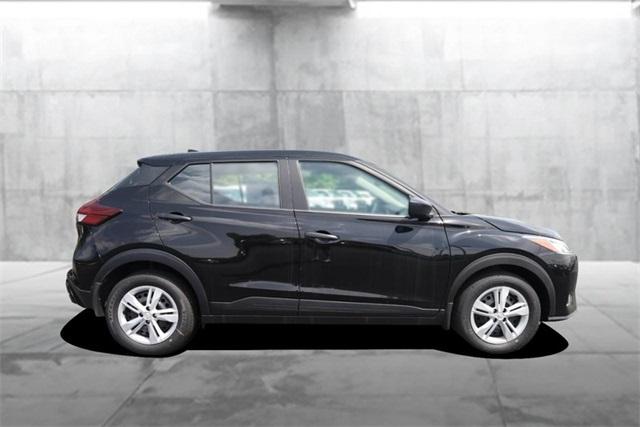 2025 Nissan Kicks Play Vehicle Photo in Hazelwood, MO 63042