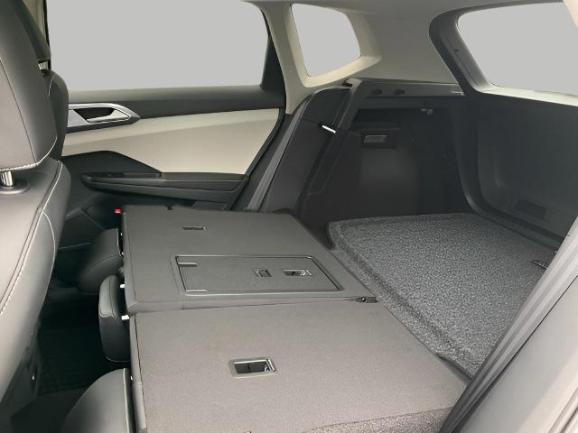 2025 Volkswagen Taos Vehicle Photo in Oshkosh, WI 54904