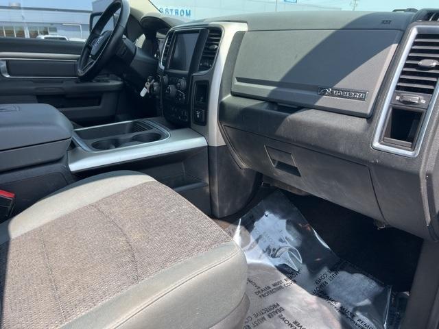 2017 Ram 1500 Vehicle Photo in GREEN BAY, WI 54304-5303