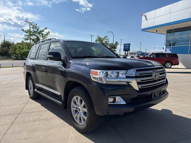2016 Toyota Land Cruiser Vehicle Photo in ENGLEWOOD, CO 80113-6708