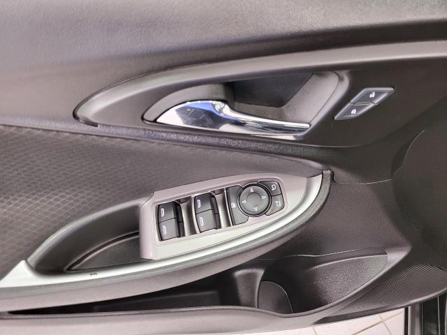2024 Chevrolet Malibu Vehicle Photo in APPLETON, WI 54914-8833