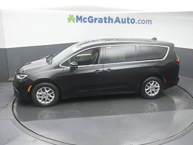 2023 Chrysler Pacifica Vehicle Photo in Cedar Rapids, IA 52402