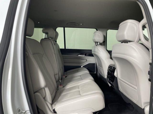 2023 Jeep Wagoneer L Vehicle Photo in PHOENIX, AZ 85014-3381