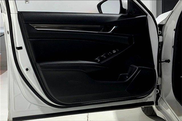 2019 Honda Accord Sedan Vehicle Photo in TOPEKA, KS 66609-0000