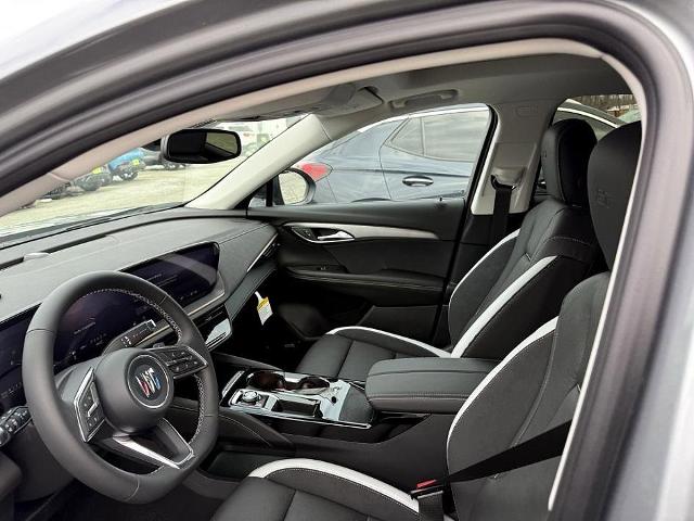 2025 Buick Envision Vehicle Photo in CHICOPEE, MA 01020-5001