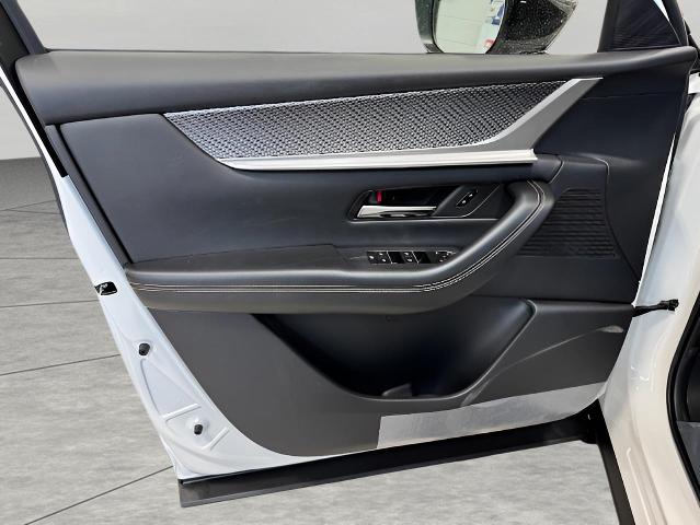 2025 Mazda CX-70 Vehicle Photo in Green Bay, WI 54304