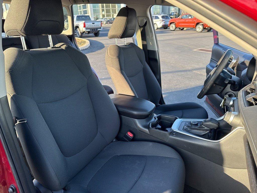 2019 Toyota RAV4 Vehicle Photo in Harrisburg, PA 17111