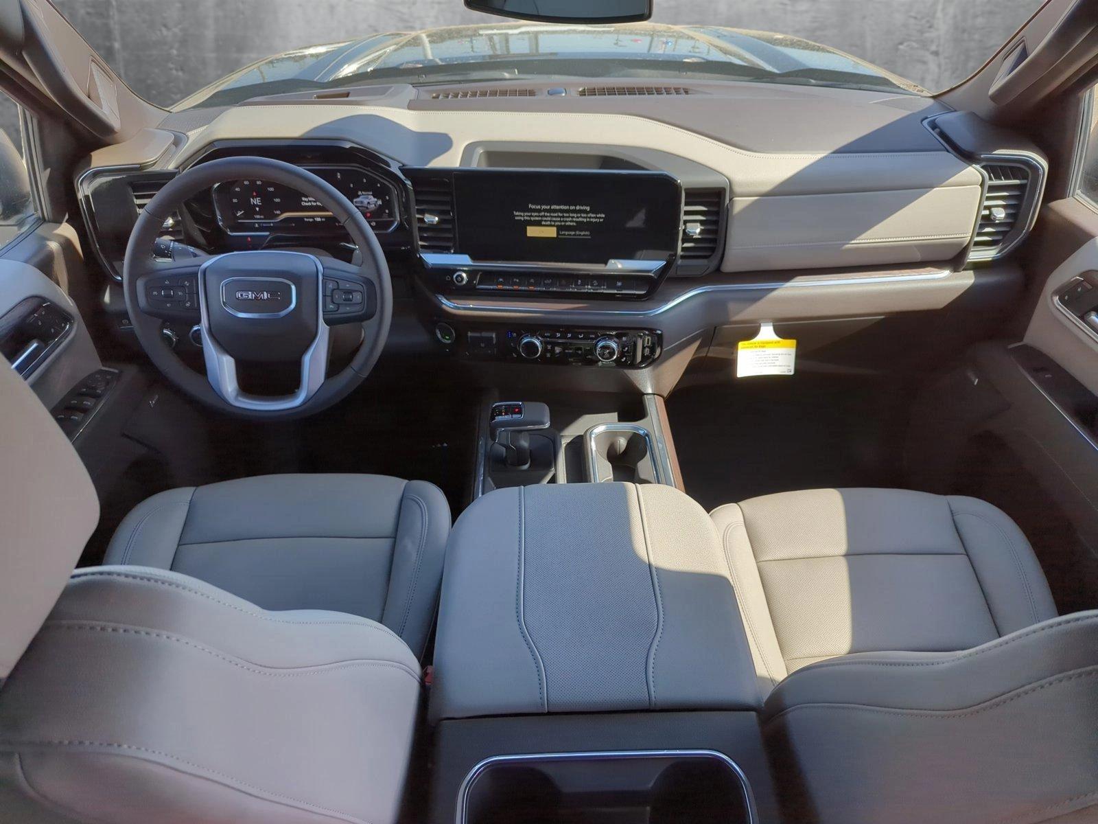 2025 GMC Sierra 1500 Vehicle Photo in MEMPHIS, TN 38115-1503