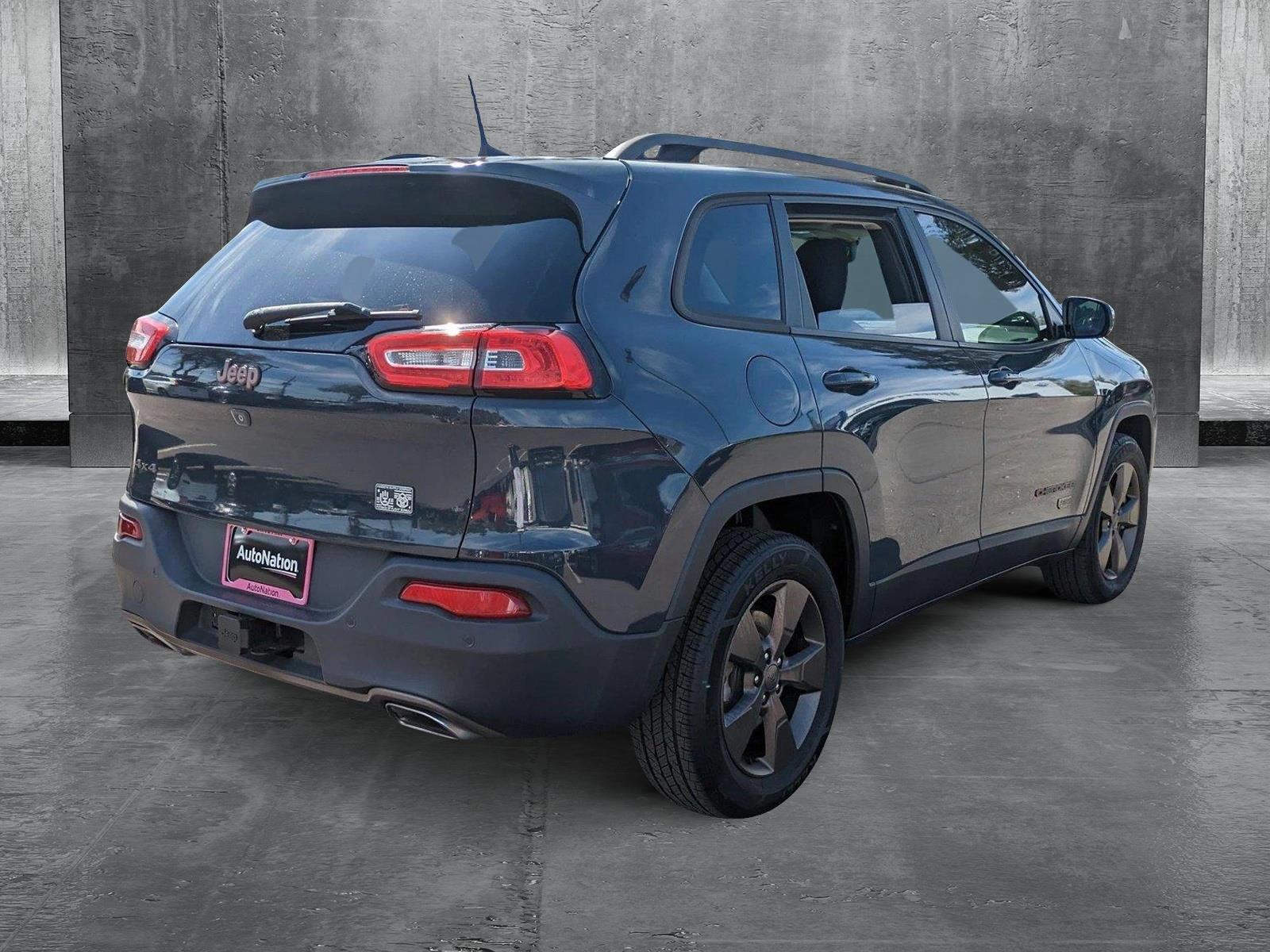 2017 Jeep Cherokee Vehicle Photo in Jacksonville, FL 32244