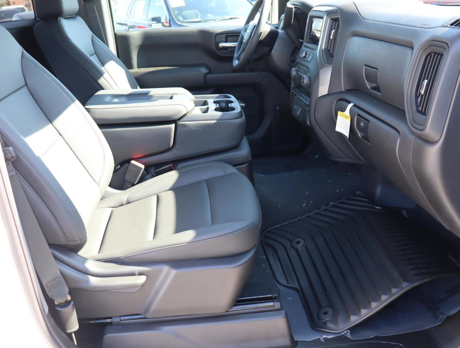 2025 Chevrolet Silverado 1500 Vehicle Photo in LOS ANGELES, CA 90007-3794