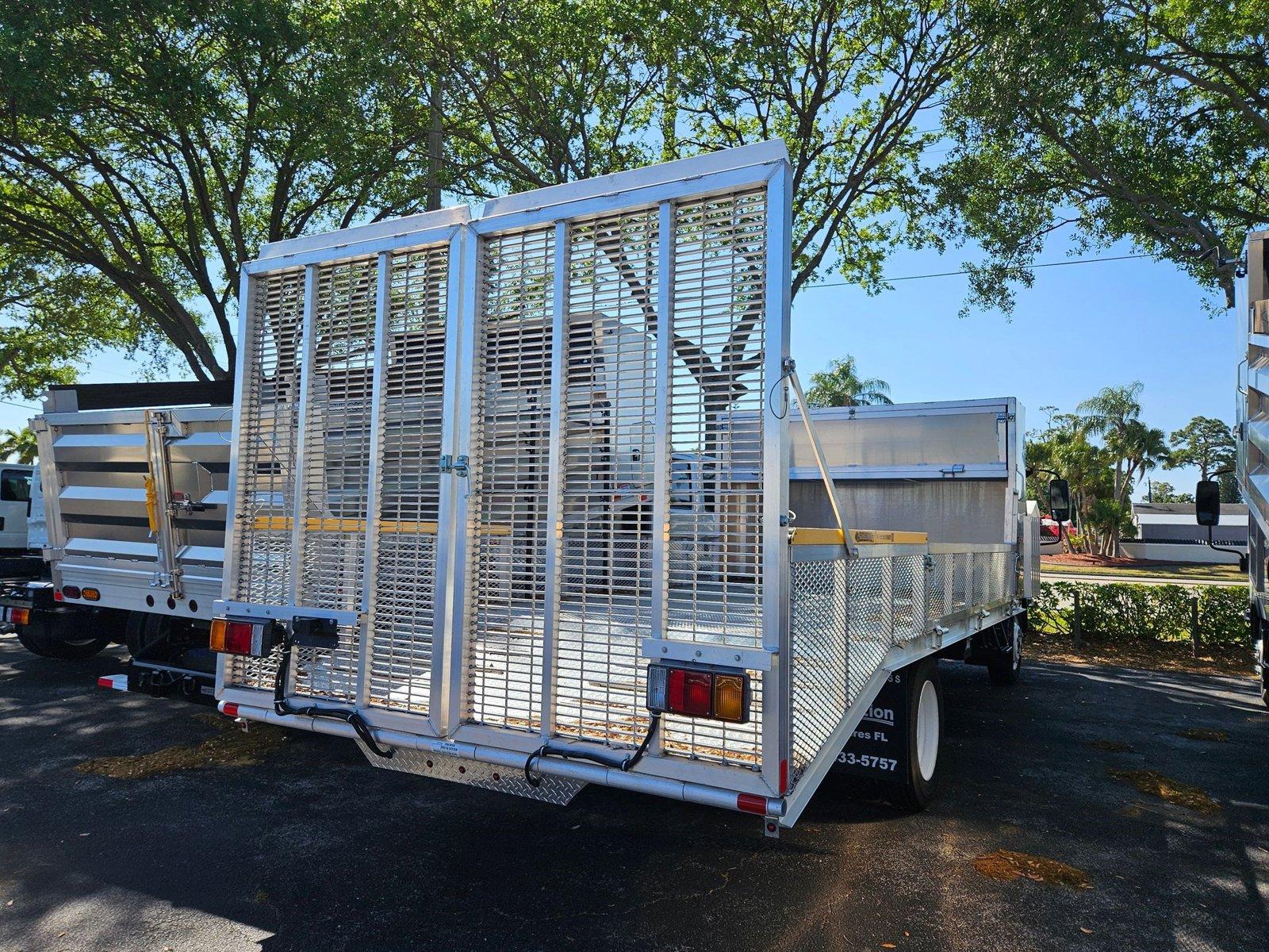 2024 Chevrolet Low Cab Forward 4500 Vehicle Photo in GREENACRES, FL 33463-3207