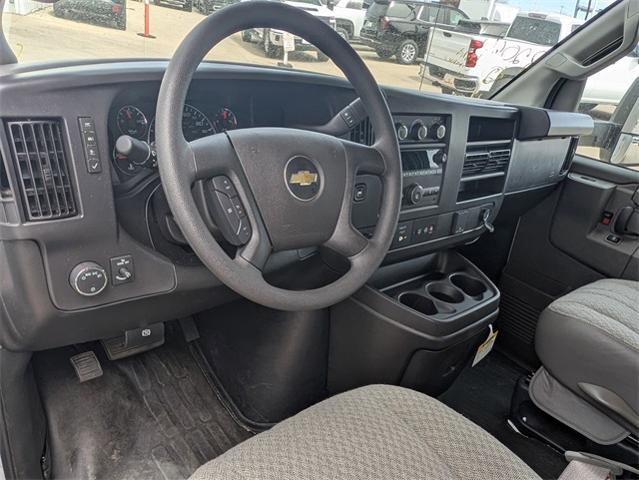 2024 Chevrolet Express Commercial Cutaway Vehicle Photo in ENGLEWOOD, CO 80113-6708