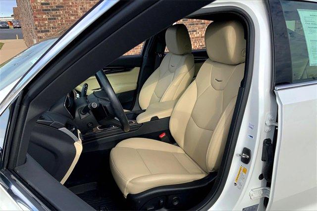 2021 Cadillac CT5 Vehicle Photo in TOPEKA, KS 66609-0000