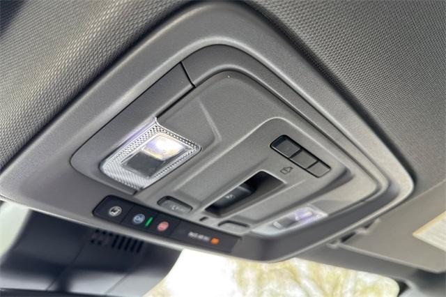 2023 GMC Sierra 1500 Vehicle Photo in ELK GROVE, CA 95757-8703