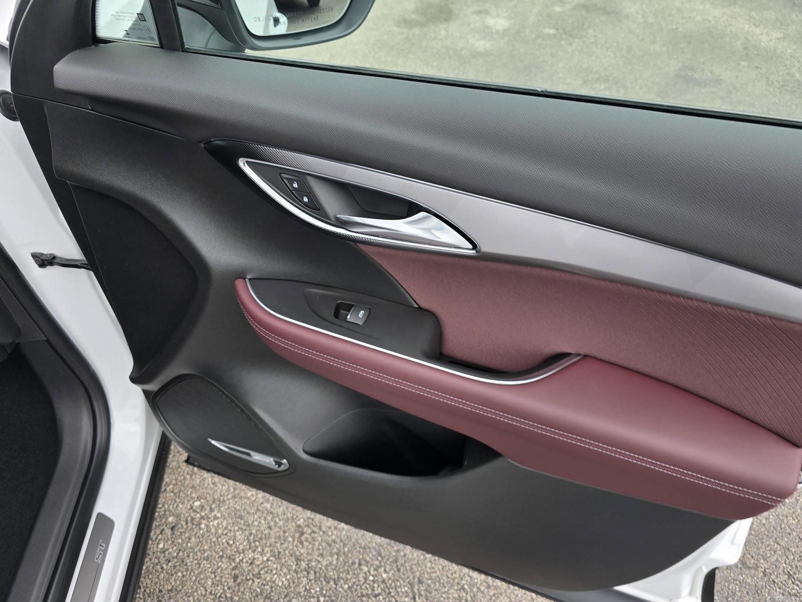 2025 Buick Envision Vehicle Photo in Rolla, MO 65401