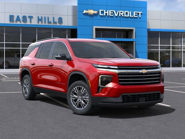 2025 Chevrolet Traverse Vehicle Photo in Roslyn, NY 11576