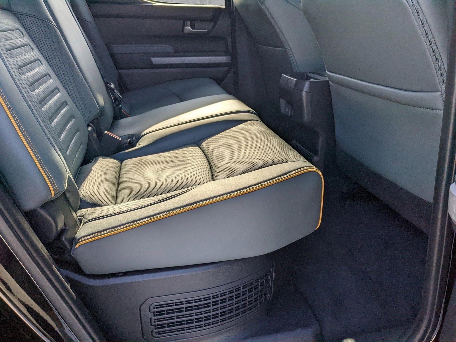 2025 Toyota Tacoma 4WD Vehicle Photo in Davie, FL 33331