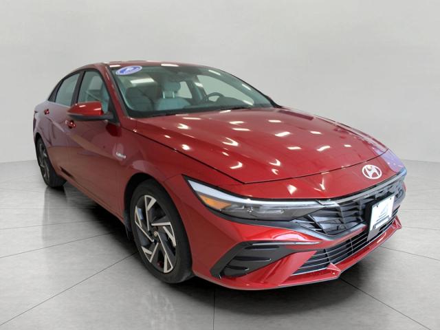 2025 Hyundai ELANTRA Vehicle Photo in Green Bay, WI 54304