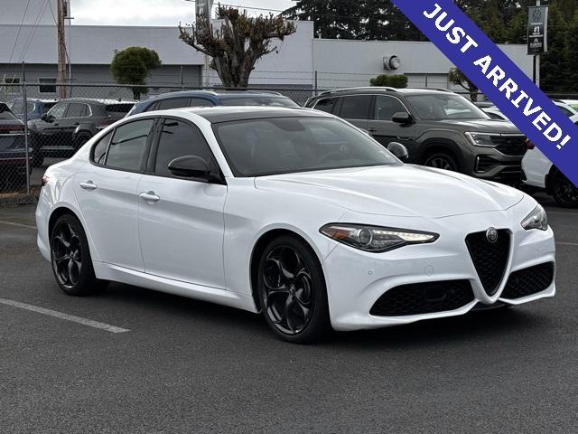 2019 Alfa Romeo Giulia Vehicle Photo in Puyallup, WA 98371