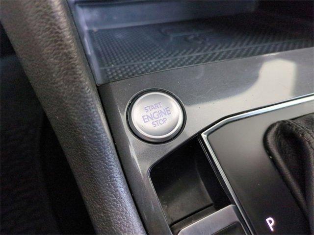 2020 Volkswagen Tiguan Vehicle Photo in PASADENA, CA 91107-3803